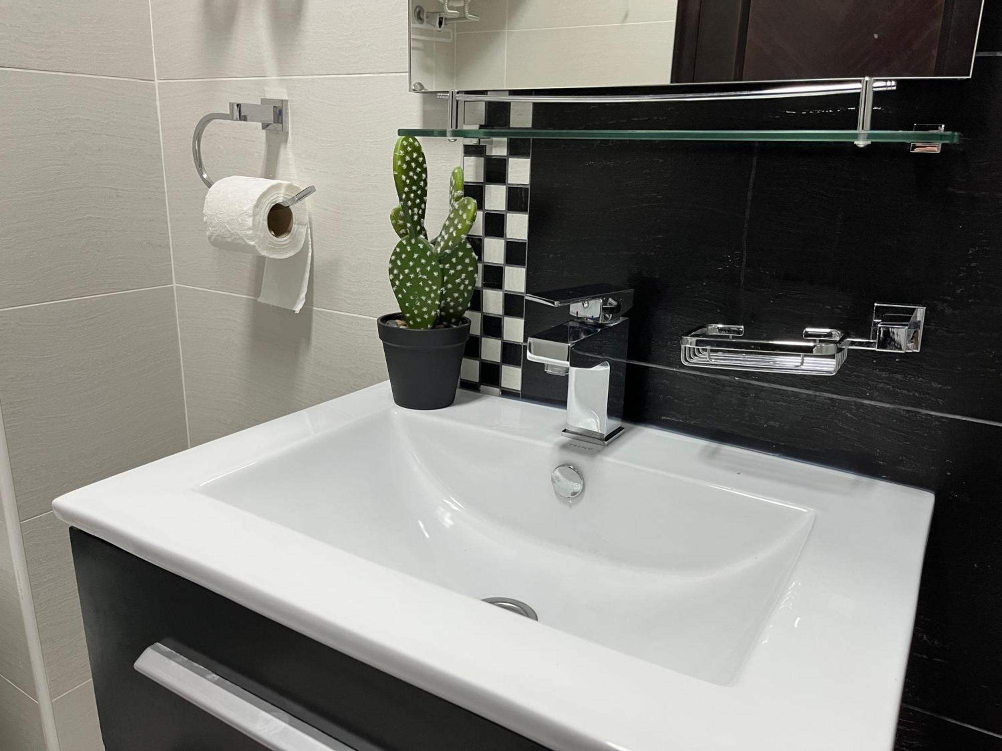 בודווה Apartment Mercury מראה חיצוני תמונה